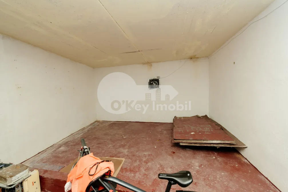 Склад, Центр, КОЛУМНА