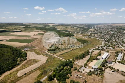 Земельный участок, БУДЕШТЫ