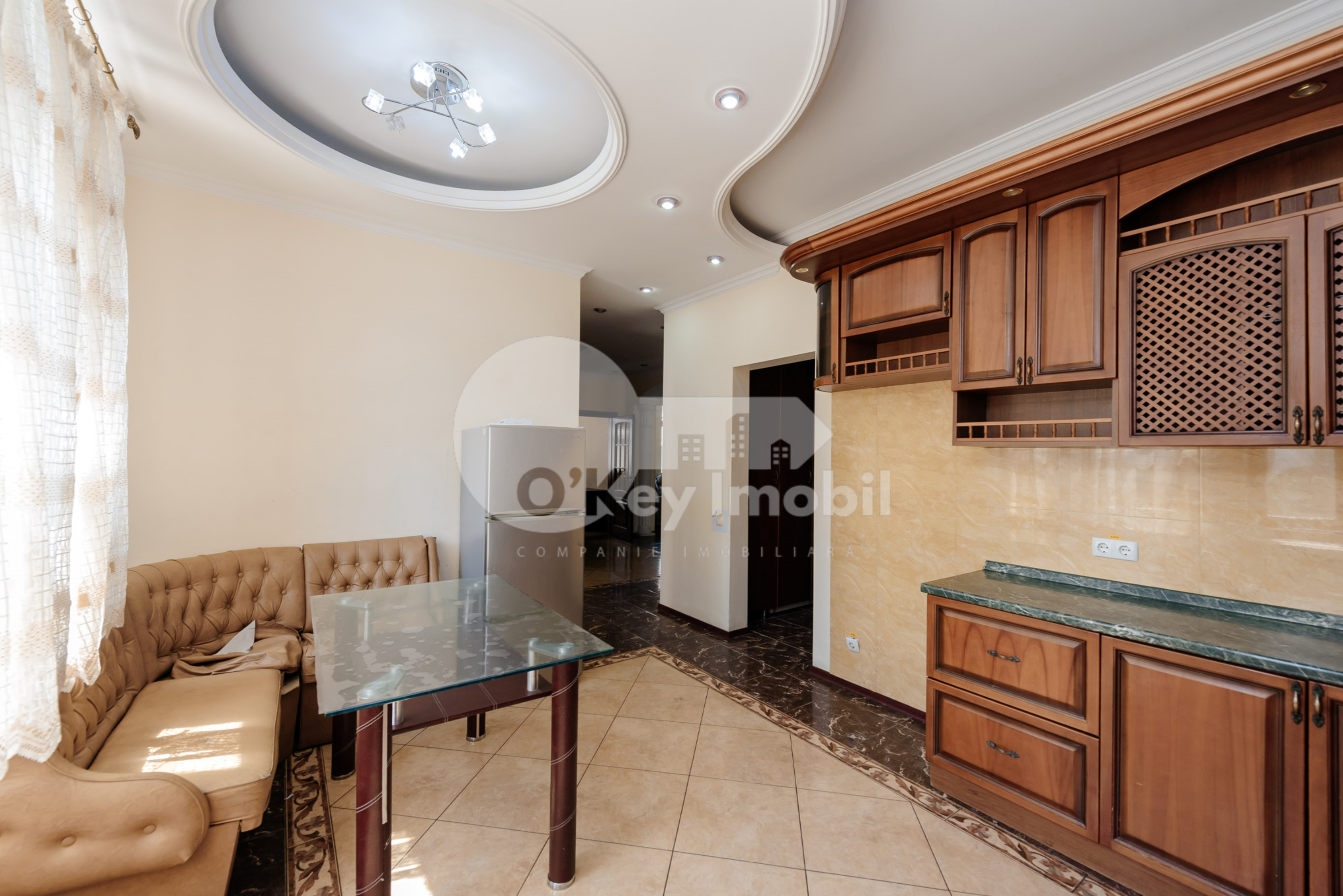 Casă, Telecentru, STR. IALOVENI