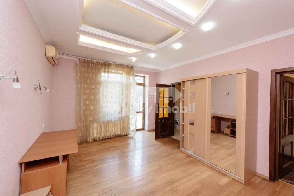 Casă, Telecentru, STR. IALOVENI