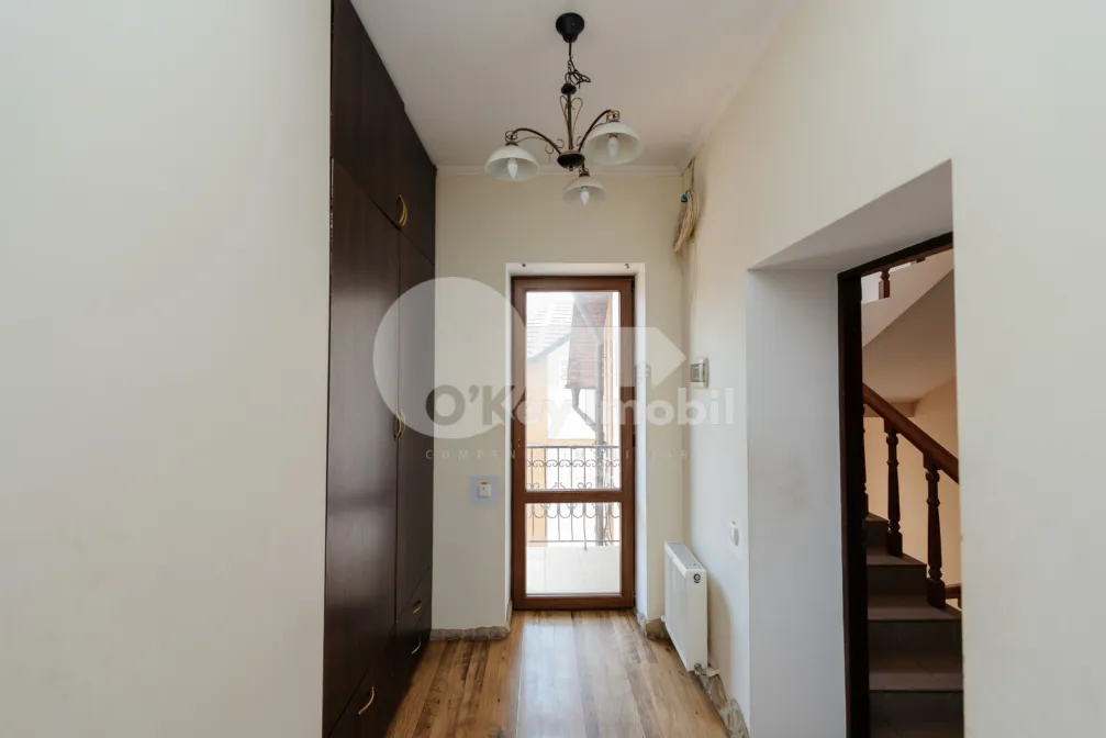 Casă, Telecentru, STR. IALOVENI