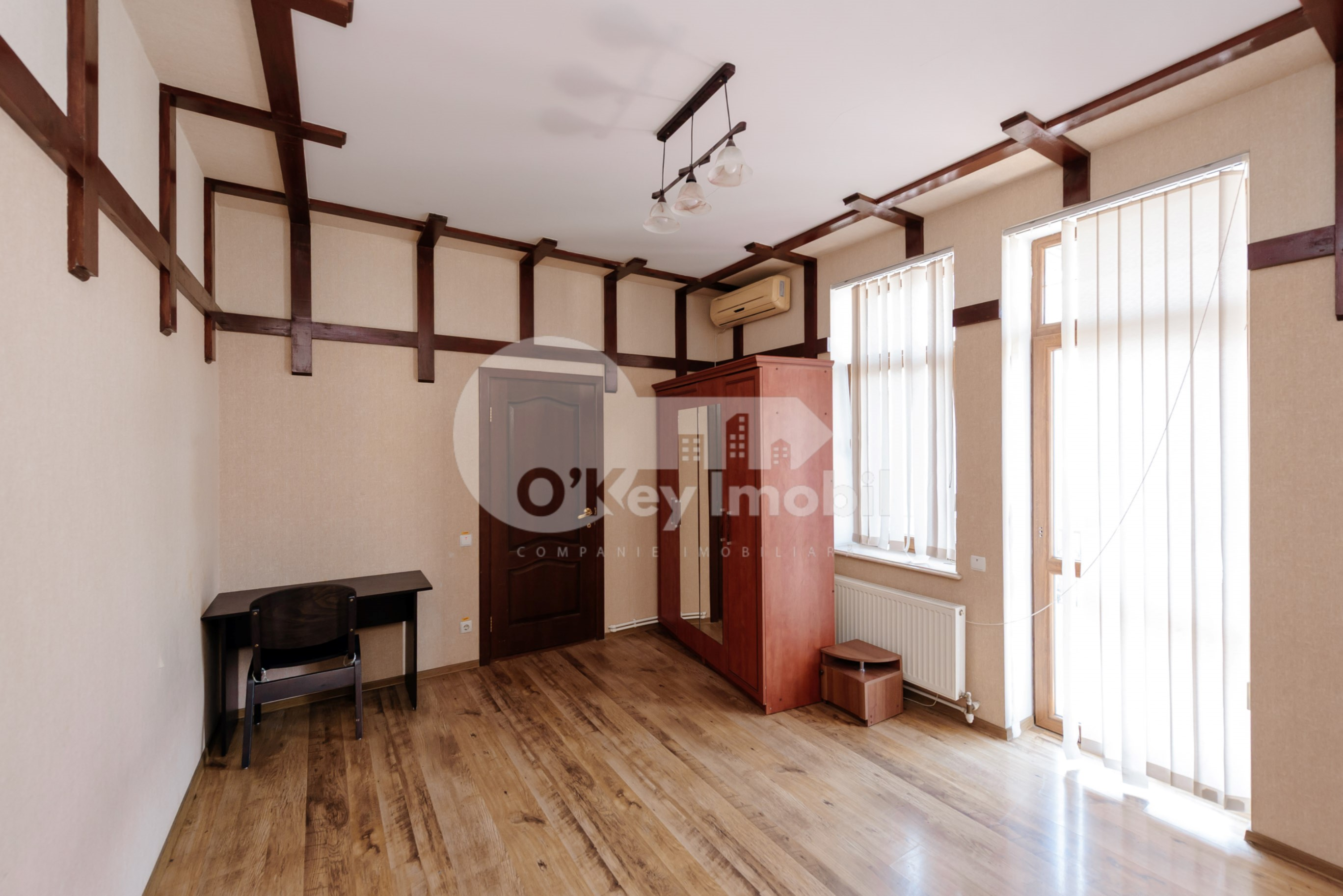 Casă, Telecentru, STR. IALOVENI