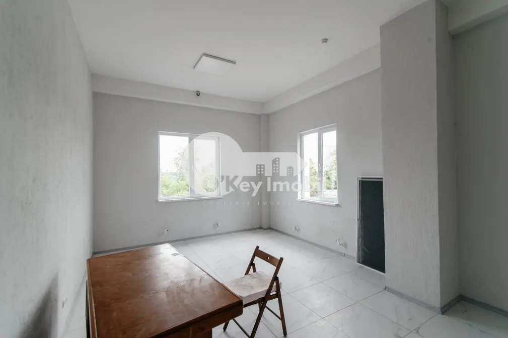 Офис, Буюканы, БАРЬЕРА СКУЛЕНЬ