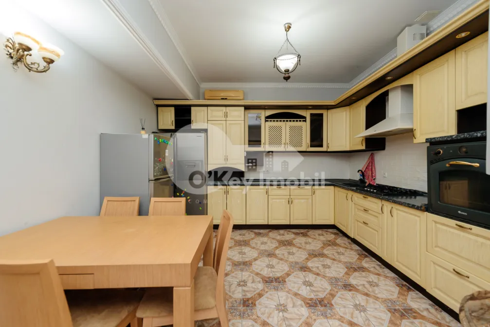 Casă, Telecentru, STR. IALOVENI