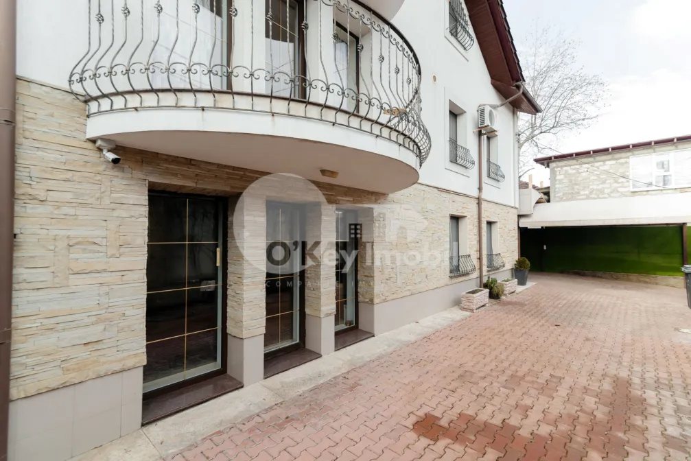 Casă, Buiucani, PRIMĂVERII