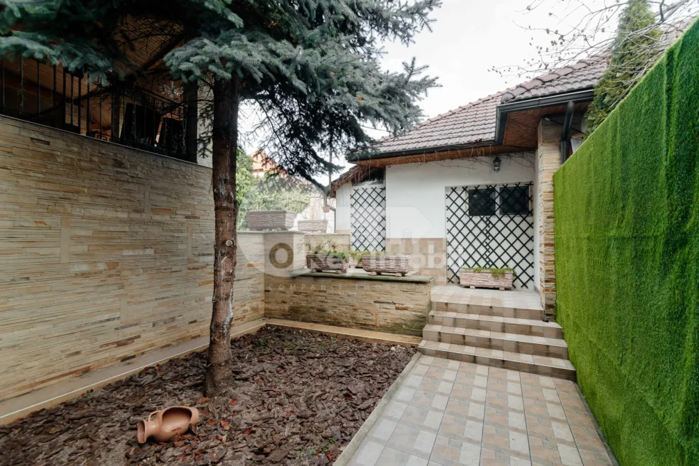 Casă, Buiucani, PRIMĂVERII