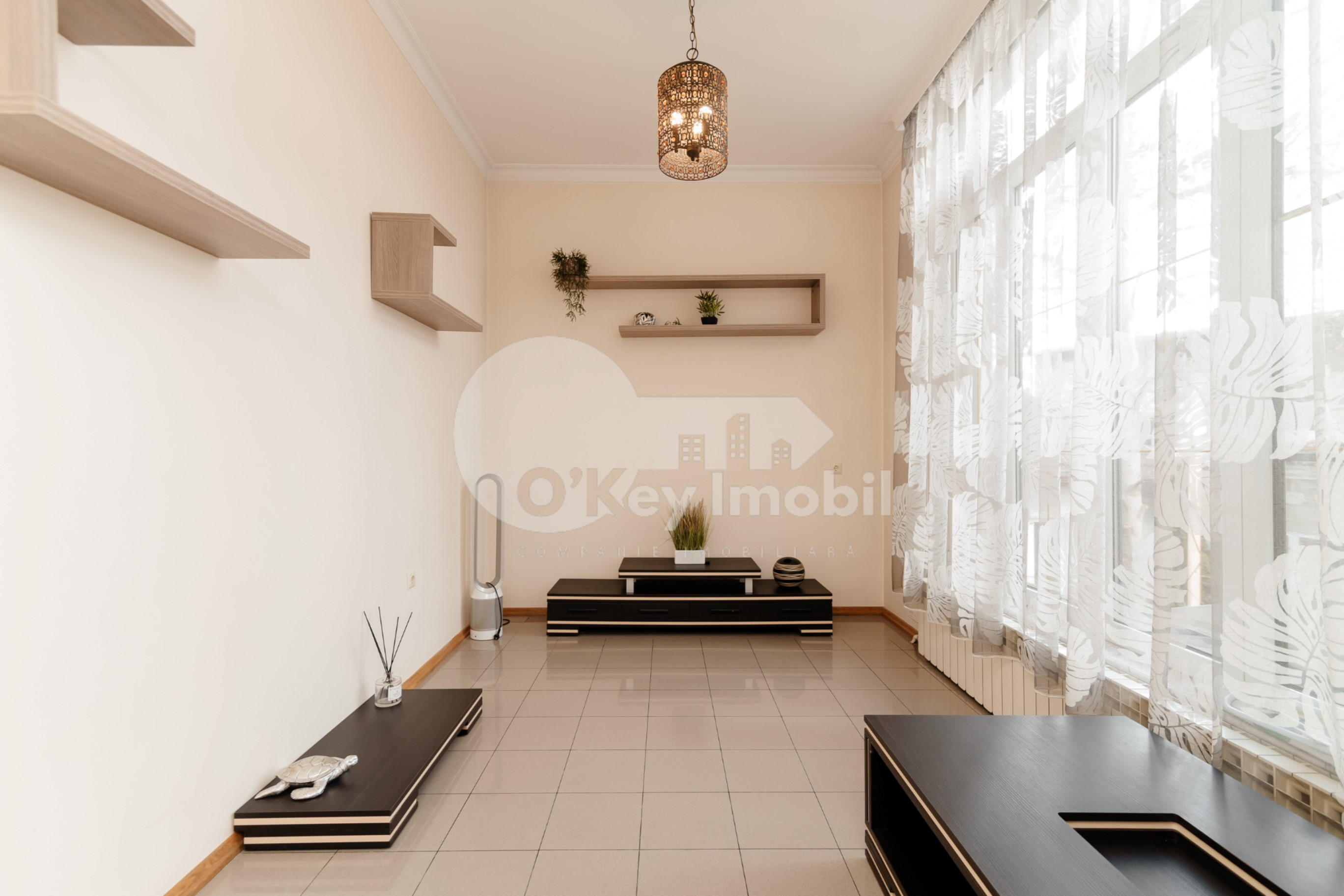 Casă, Buiucani, PRIMĂVERII