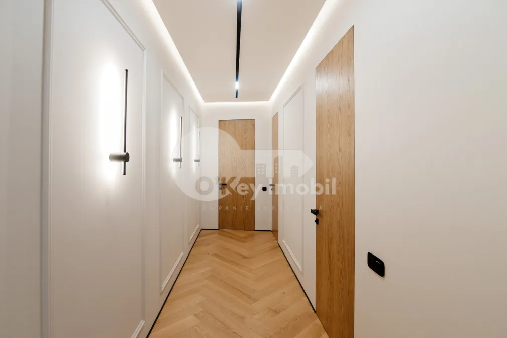 Penthouse, Centru, BUJORILOR