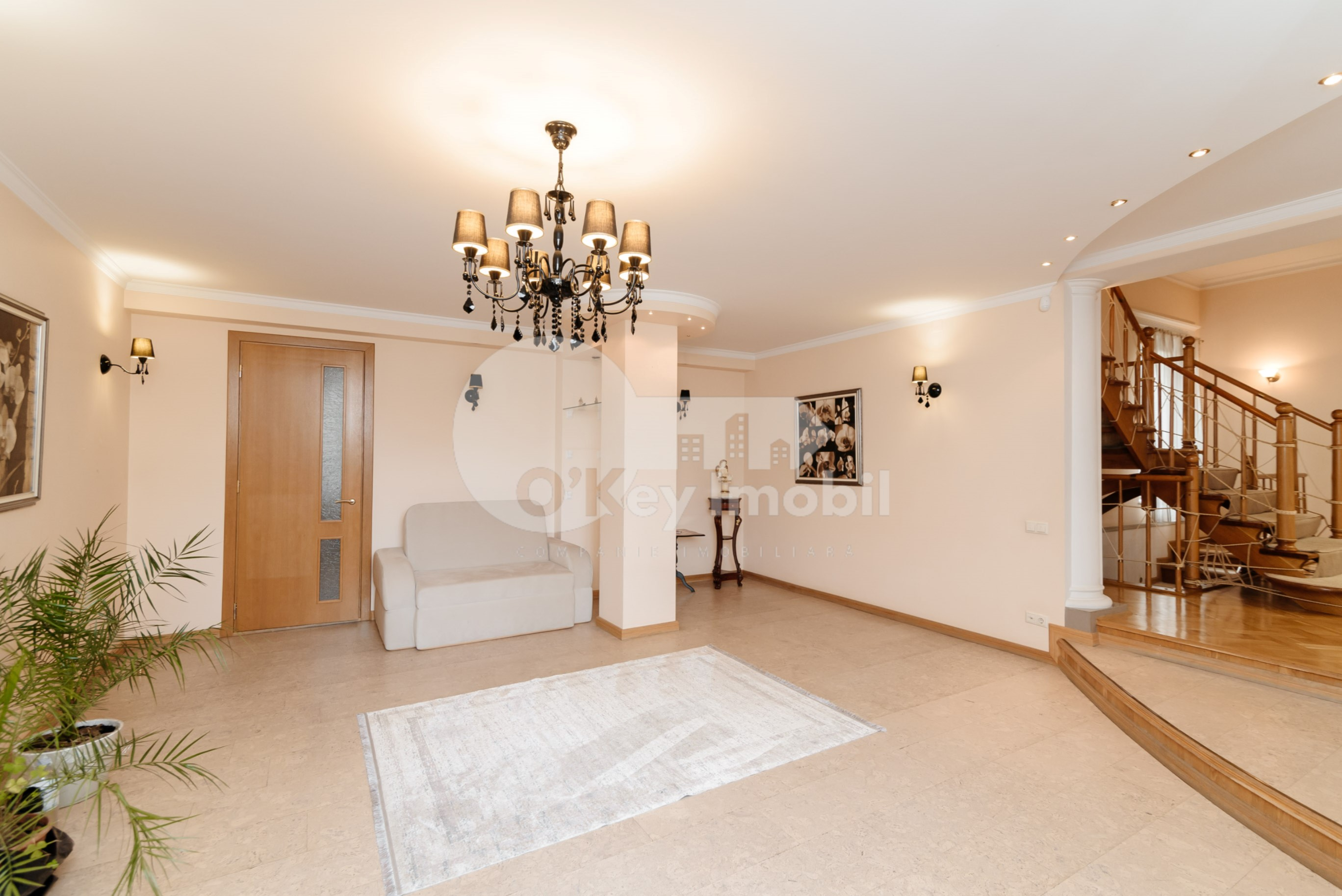 Casă, Buiucani, PRIMĂVERII