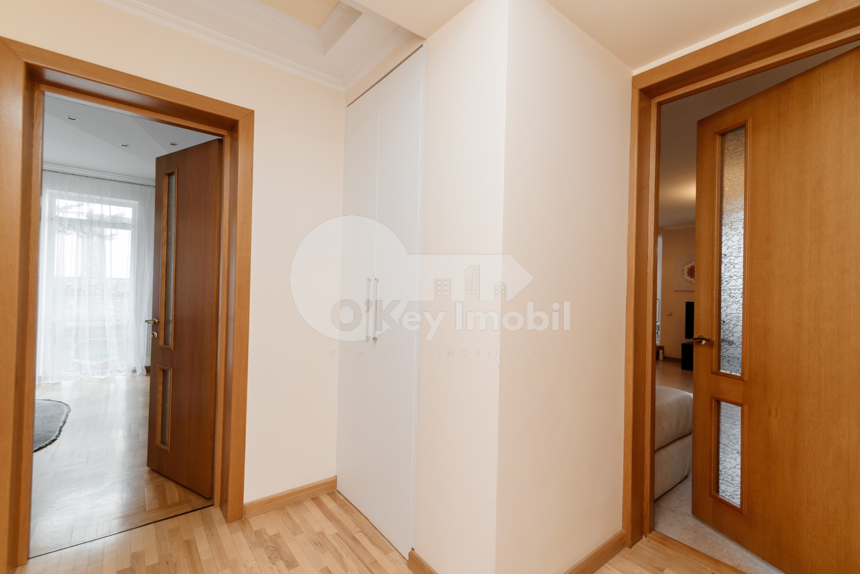 Casă, Buiucani, PRIMĂVERII