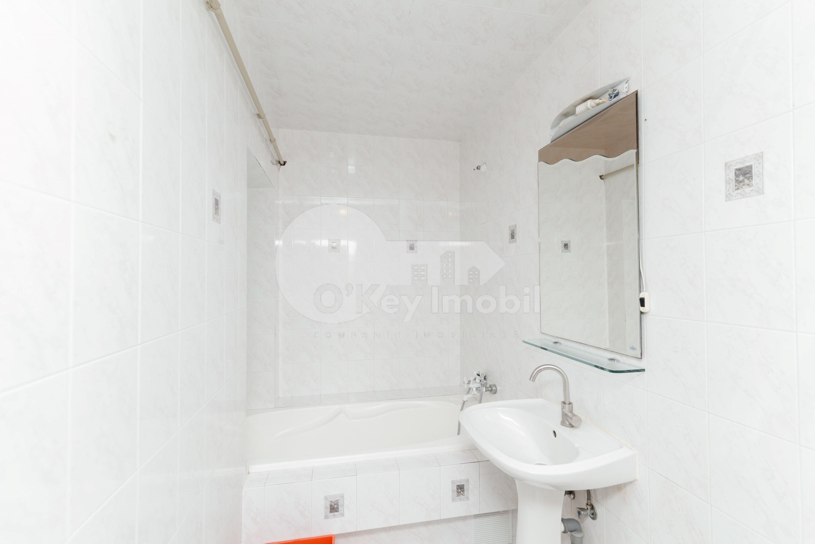 Casă, Buiucani, PRIMĂVERII