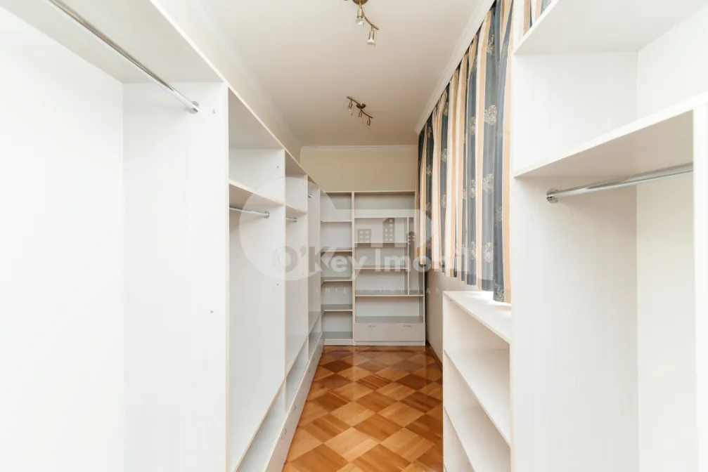 Casă, Buiucani, PRIMĂVERII