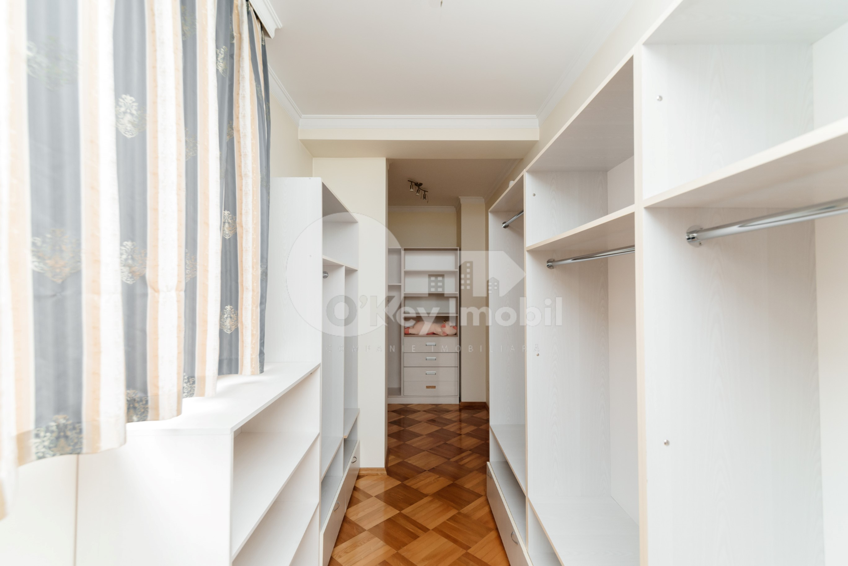 Casă, Buiucani, PRIMĂVERII