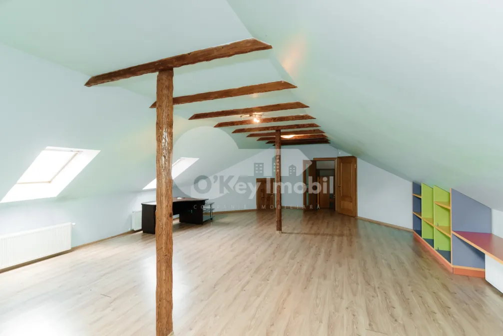 Casă, Buiucani, PRIMĂVERII