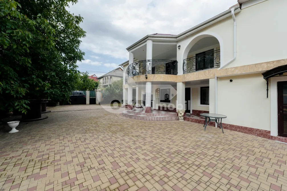 Дом, КОЖУШНА