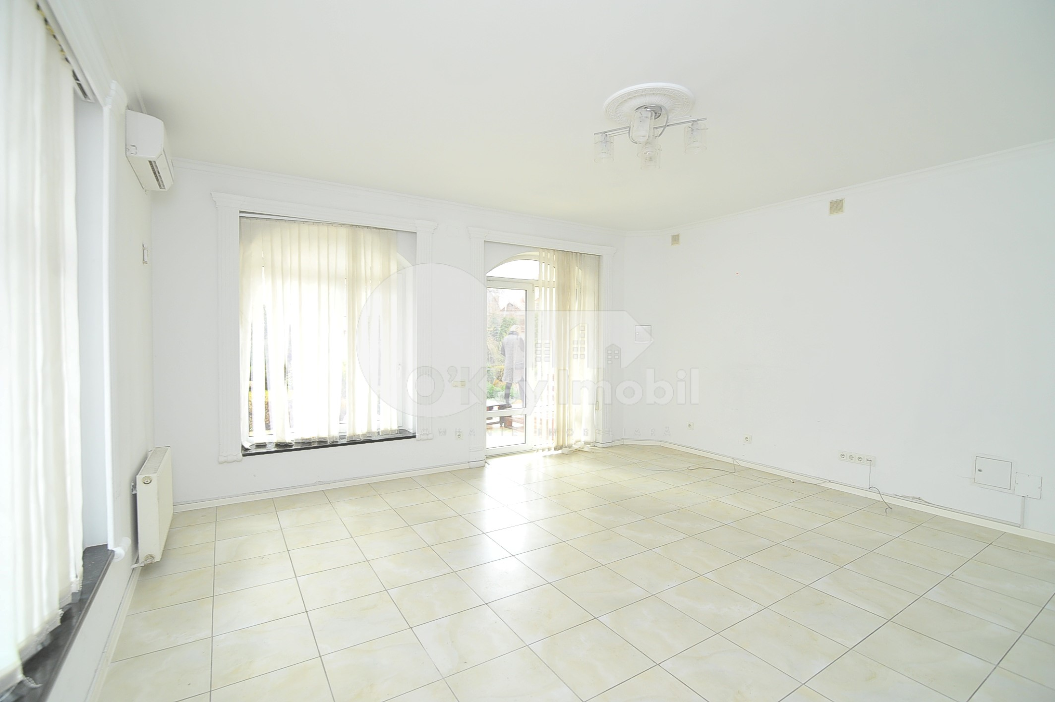 Oficiu, Centru, TOMA CIORBĂ