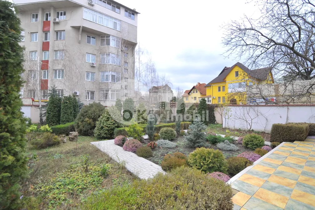 Офис, Центр, ТОМА ЧОРБЭ