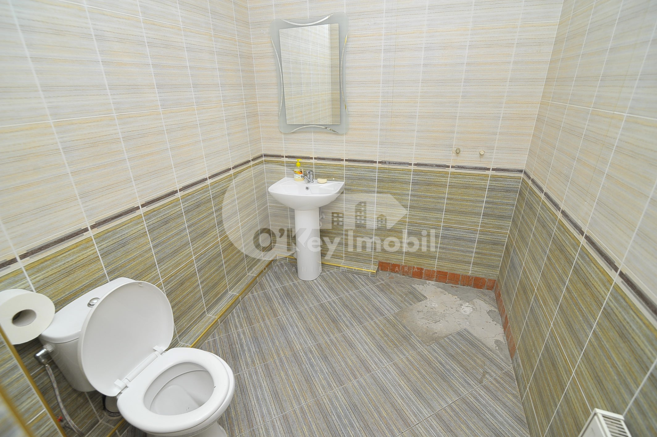 Oficiu, Centru, TOMA CIORBĂ