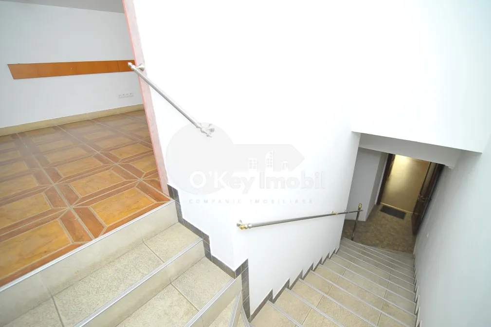 Офис, Центр, ТОМА ЧОРБЭ