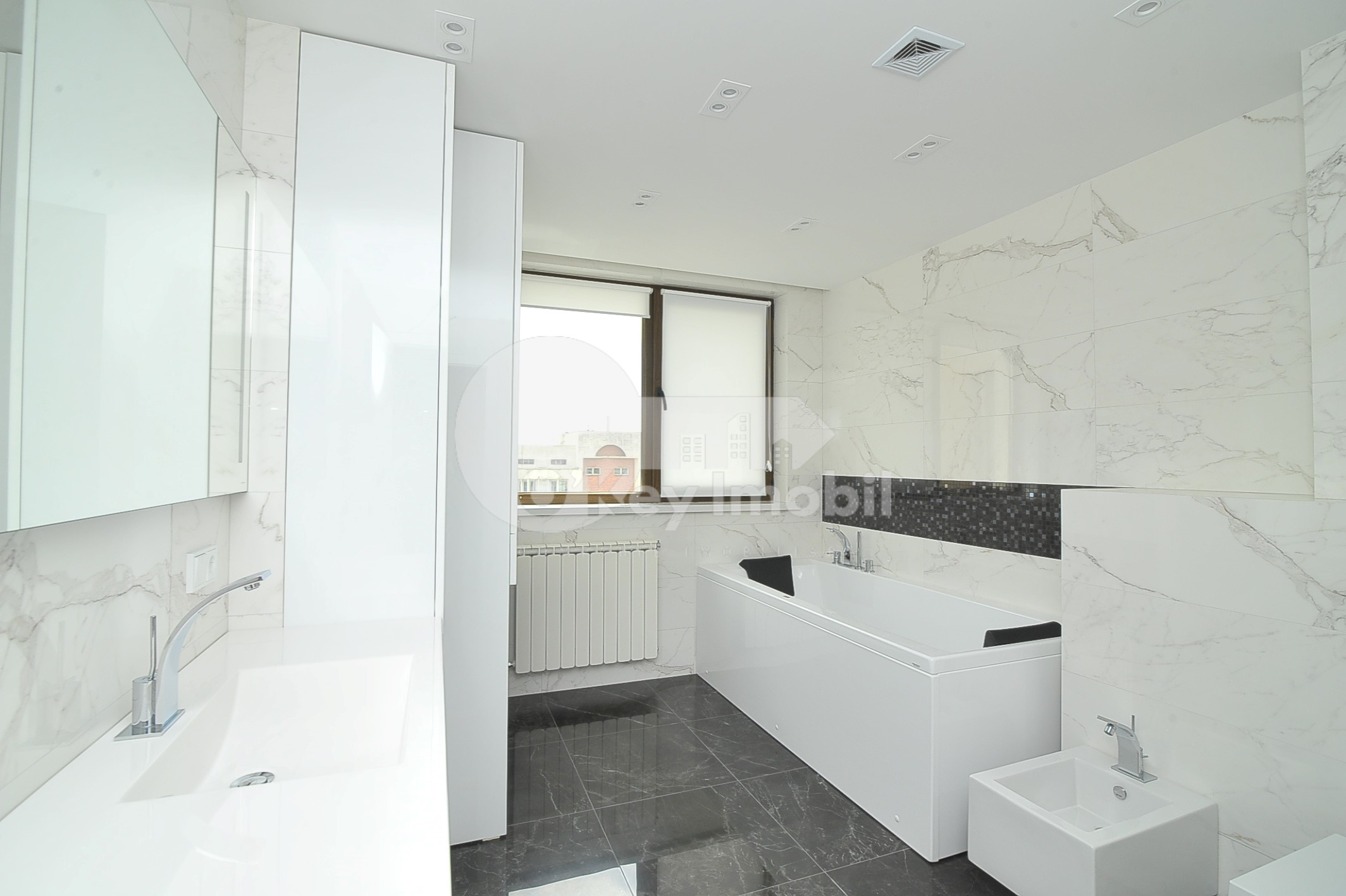 Apartament, Centru, SERGHEI LAZO