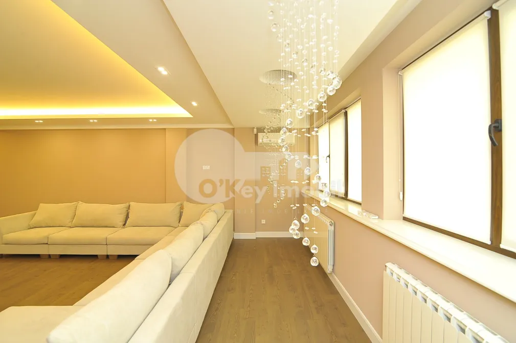 Apartament, Centru, SERGHEI LAZO