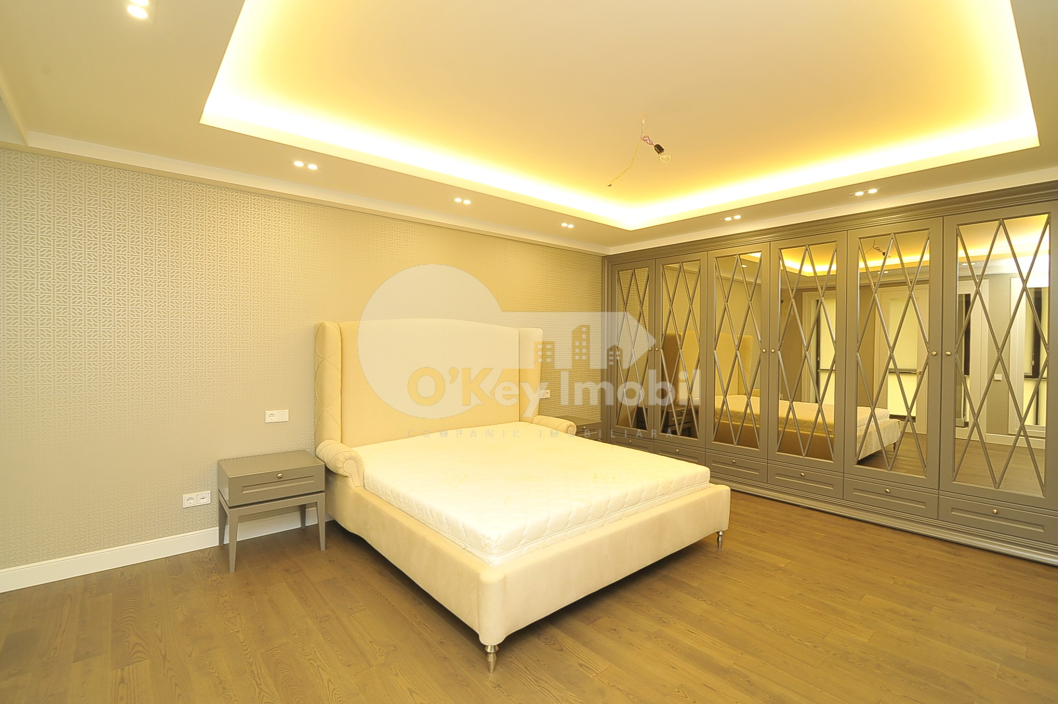 Apartament, Centru, SERGHEI LAZO