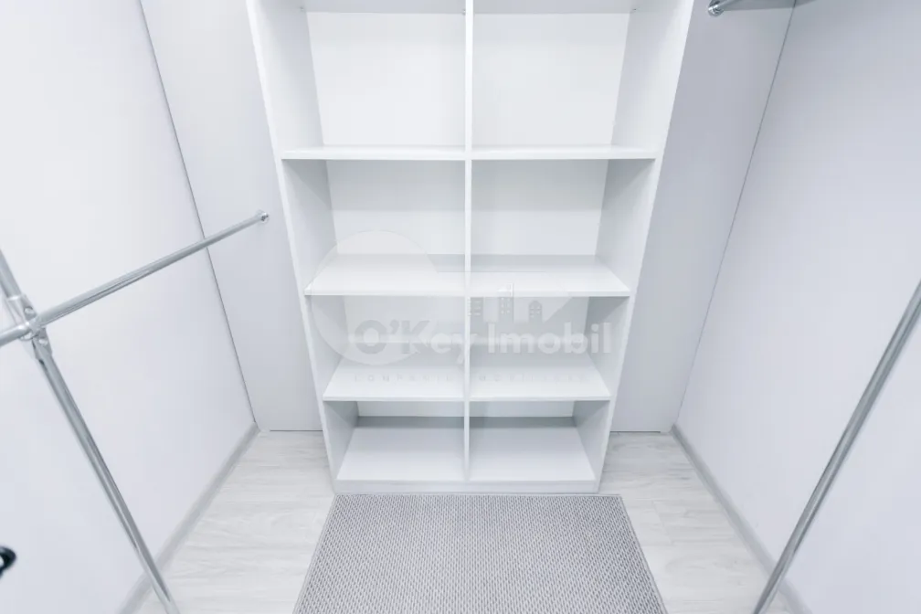 Apartament, Centru, MELESTIU