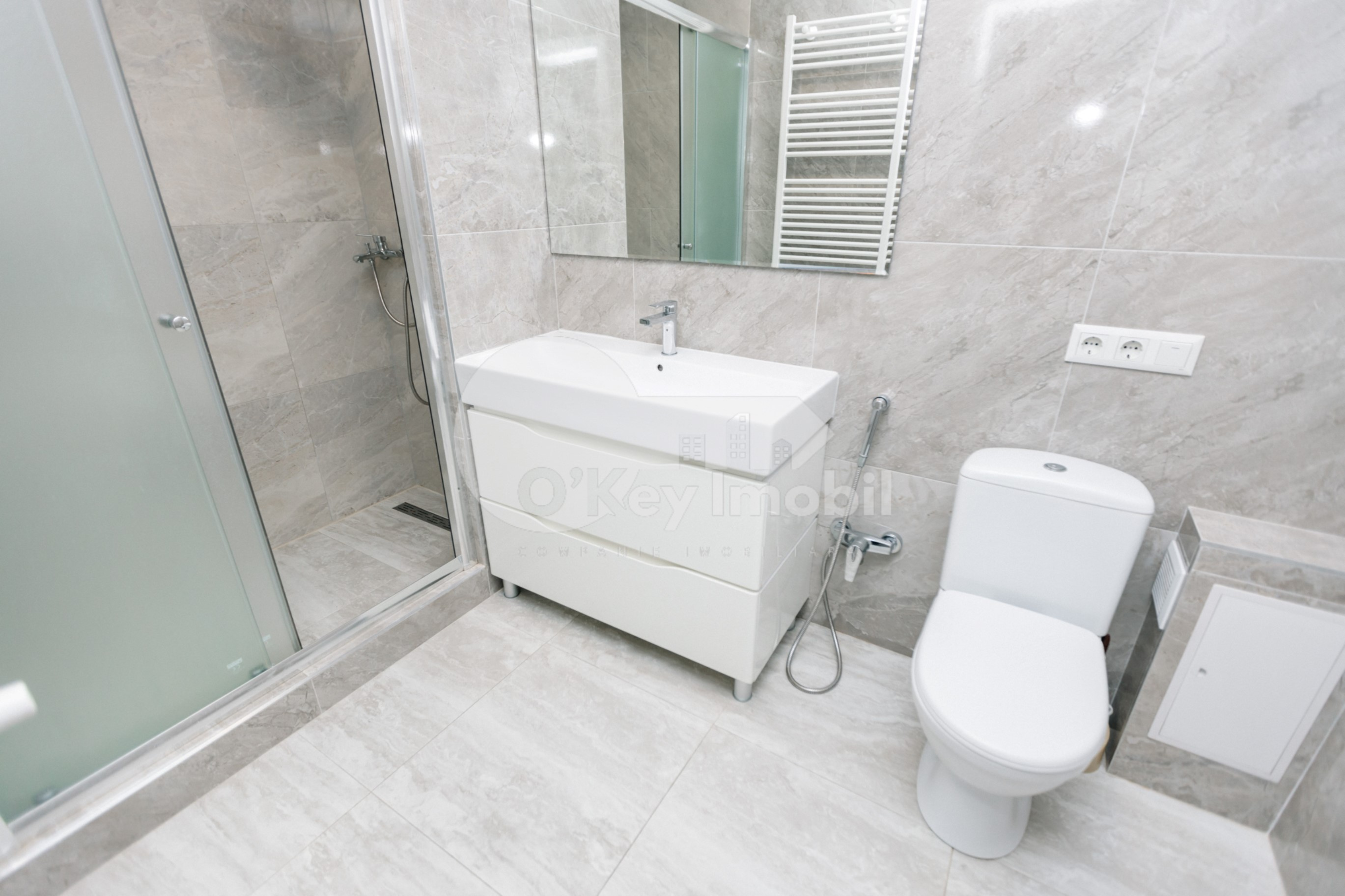 Apartament, Centru, MELESTIU