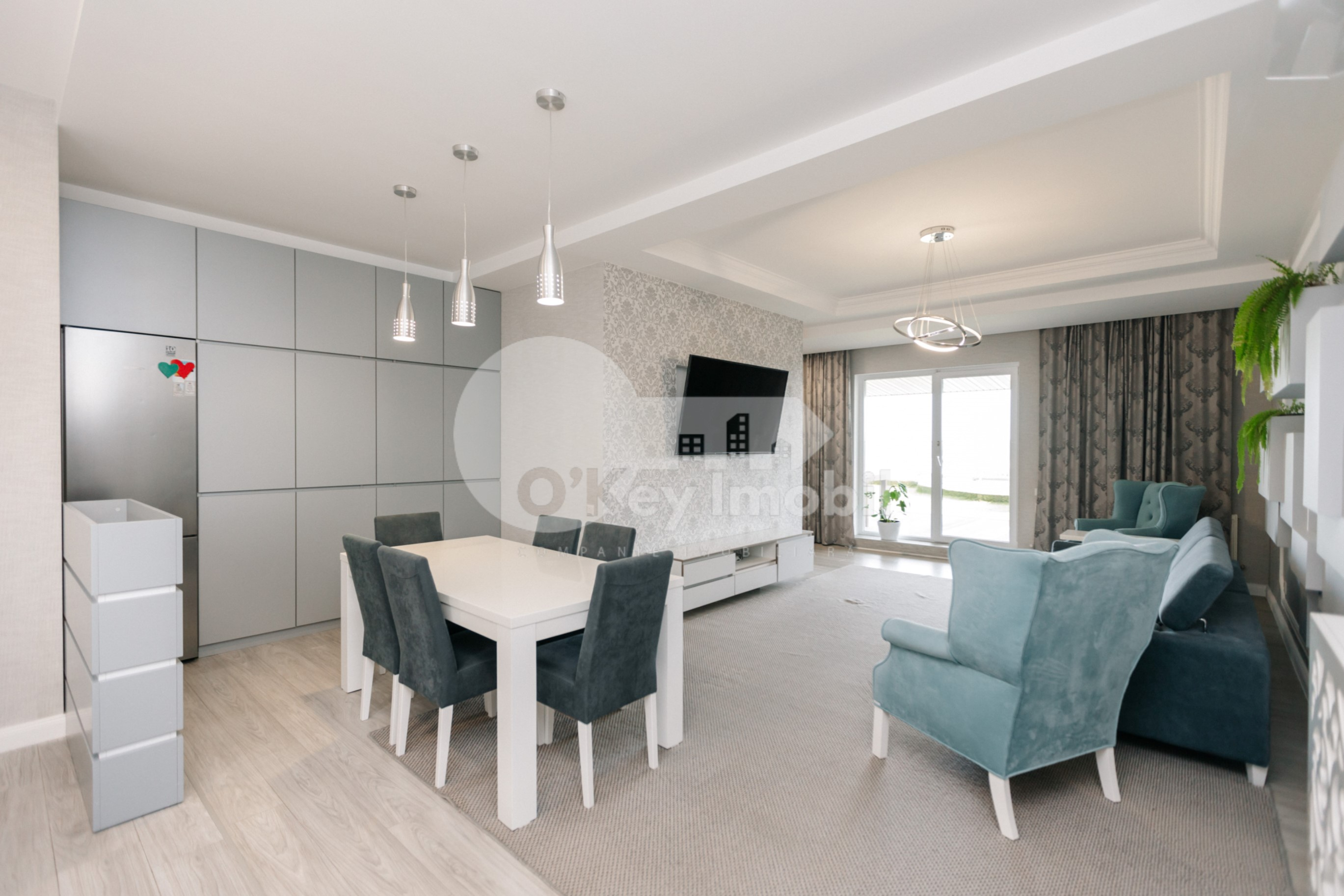 Apartament, Centru, MELESTIU