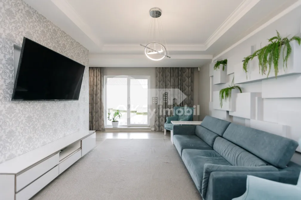 Apartament, Centru, MELESTIU