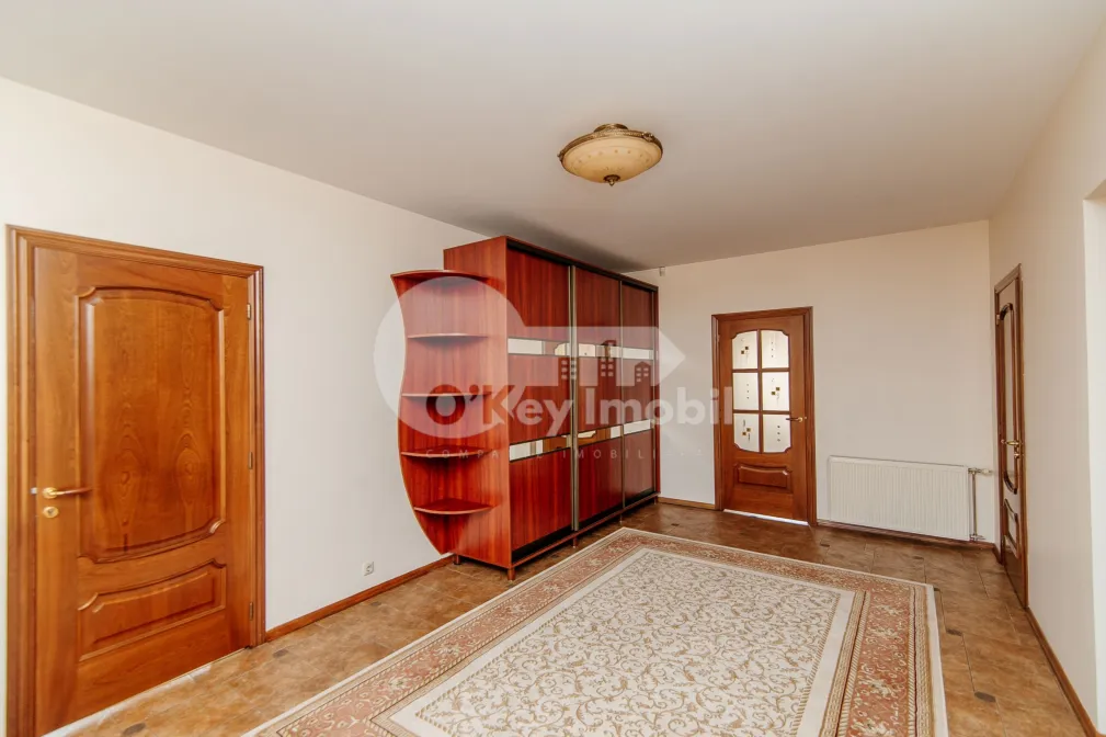 Casă, Buiucani, DONICI