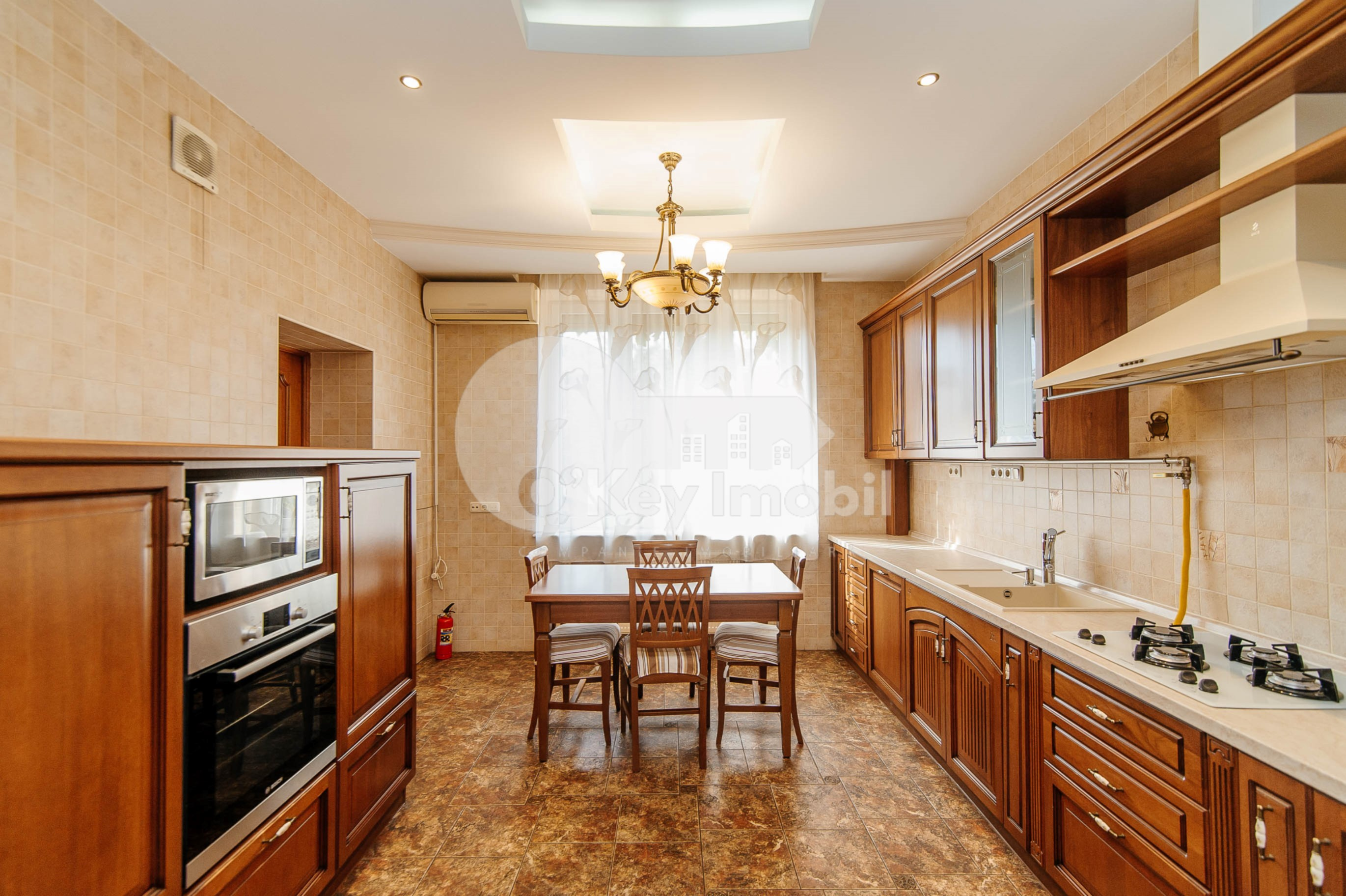 Casă, Buiucani, DONICI