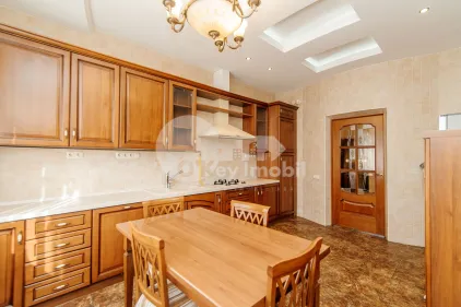 Дом, Буюканы, Донич