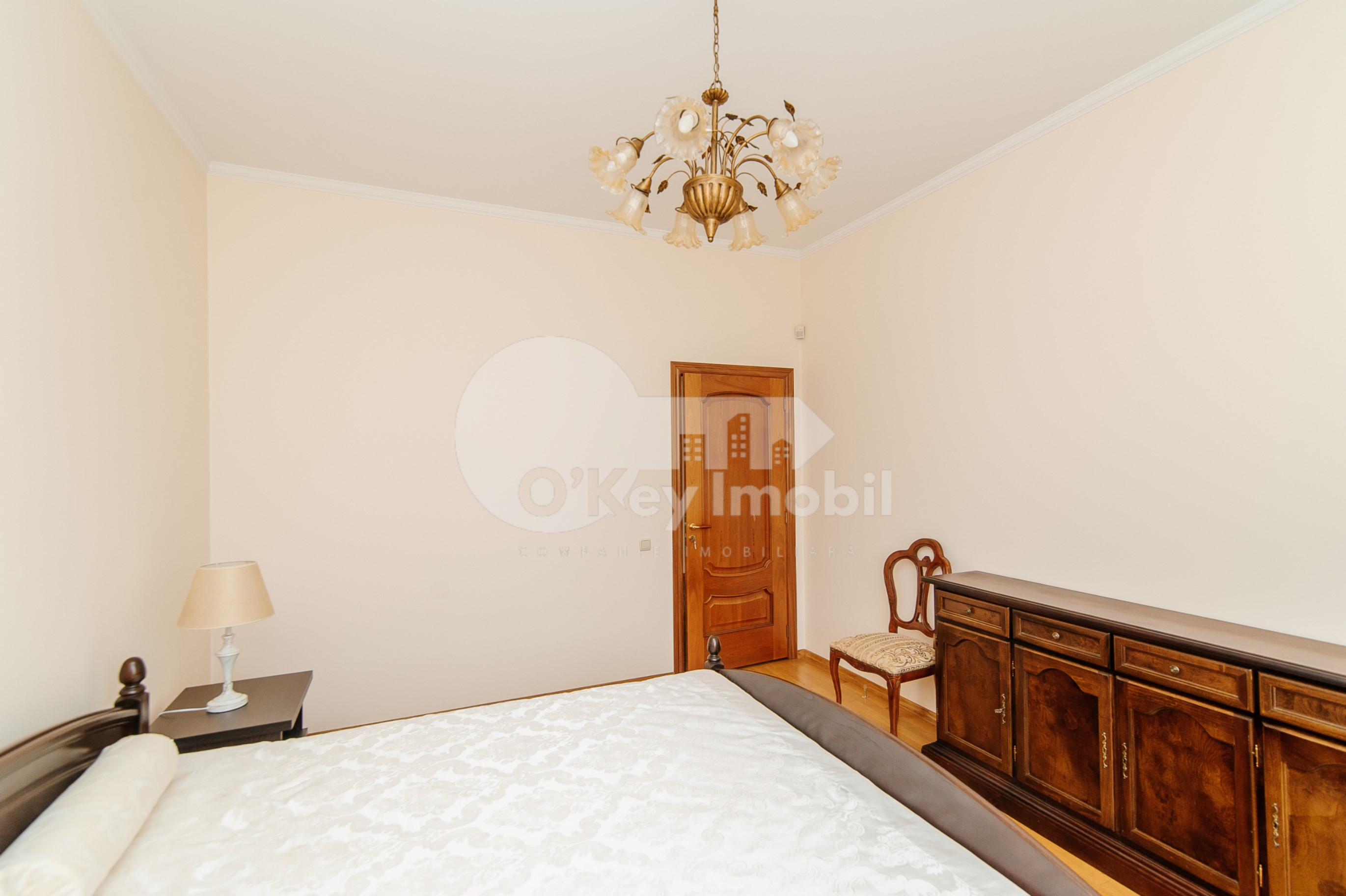 Casă, Buiucani, DONICI