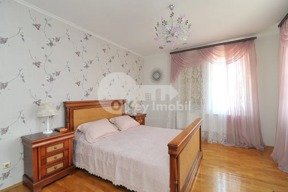 Дом — ул. Михай Еминеску — Ботаника