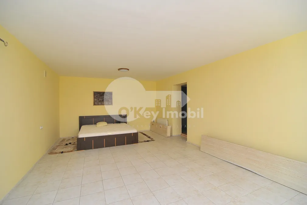 Дом — ул. Михай Еминеску — Ботаника