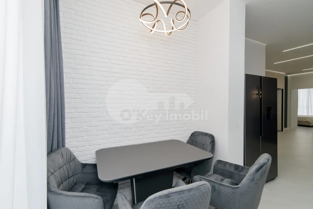 Penthouse, Buiucani