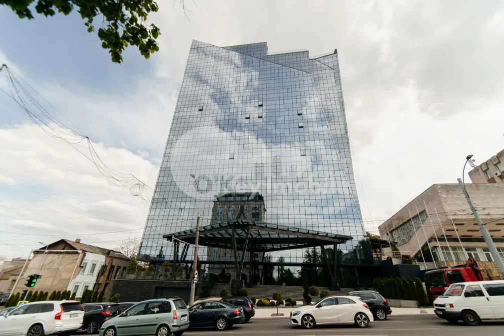 Офис, Центр, МИХАЙ ВИТЯЗУЛ