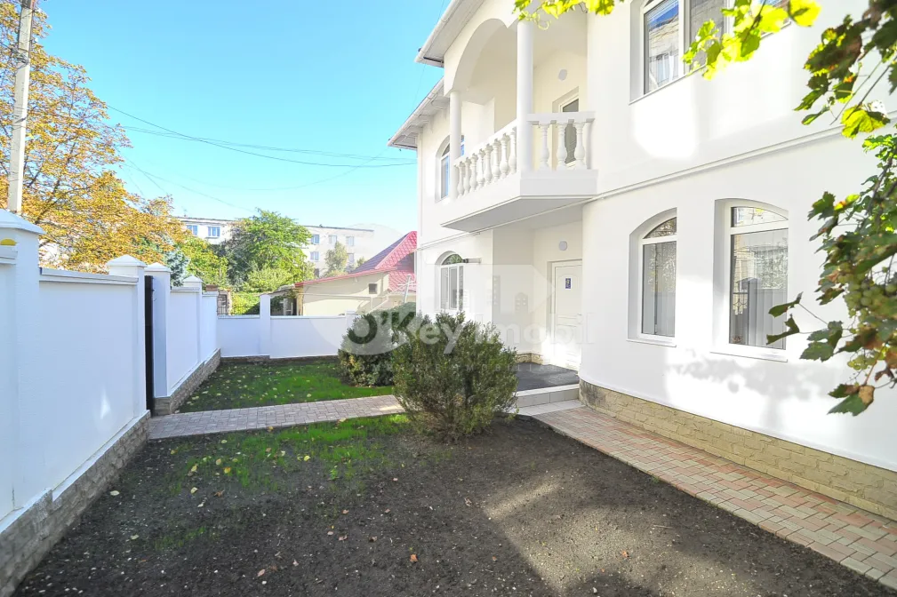 Дом, Центр, НУКАРИЛОР