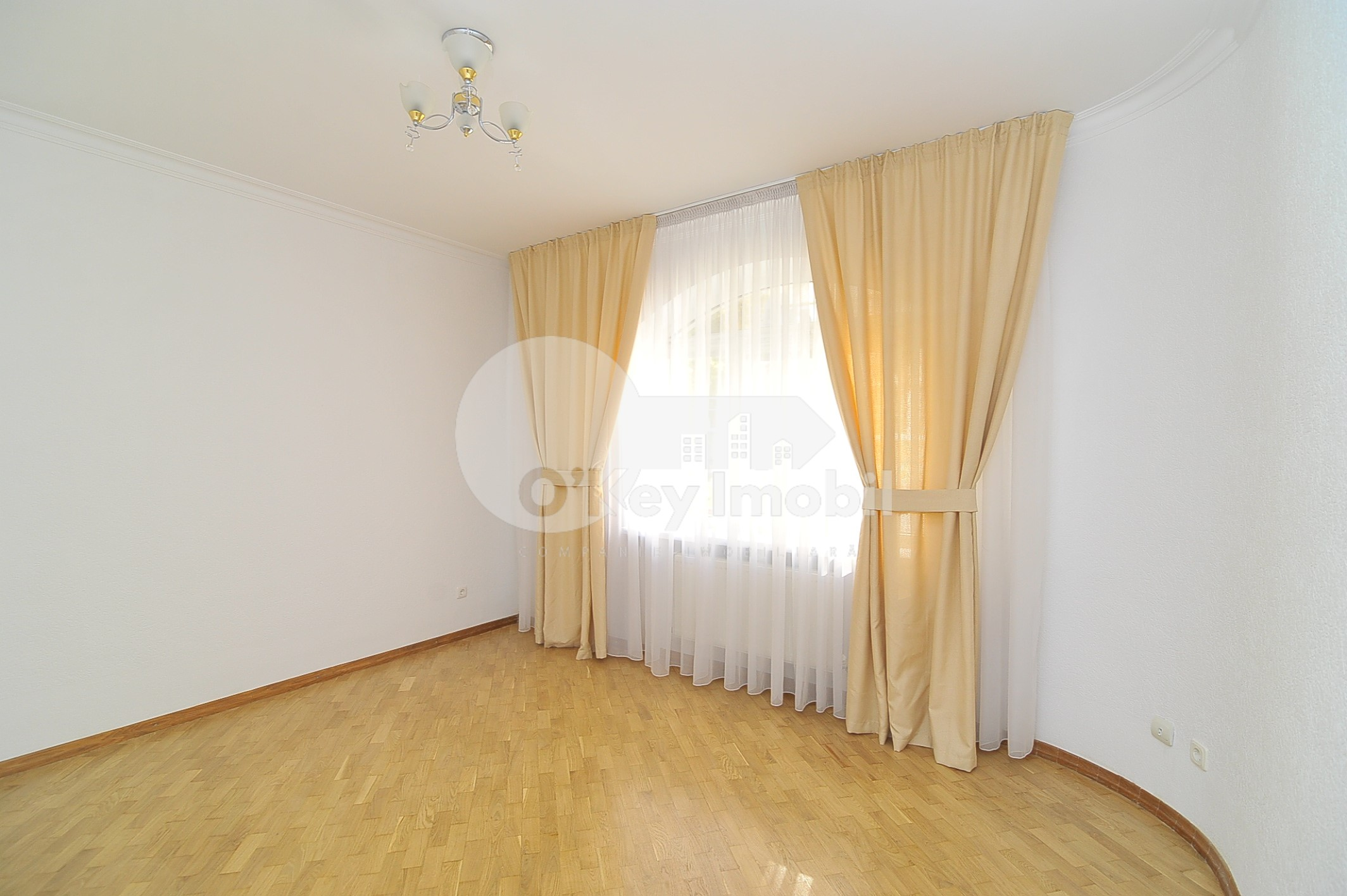 Casă, Centru, NUCARILOR