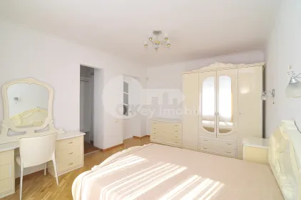 Дом, Центр, НУКАРИЛОР