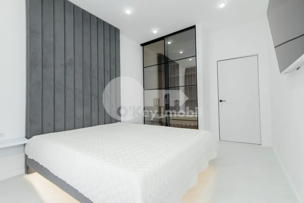 Penthouse, Buiucani