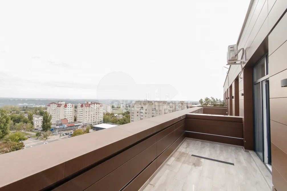 Penthouse, Buiucani