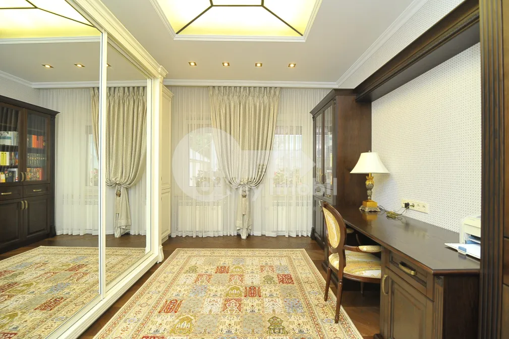 Casă, Centru, PUȘKIN