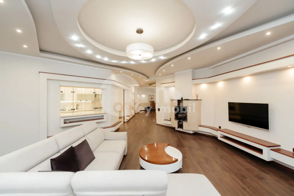 Apartament, Centru, VALEA TRANDAFIRILOR