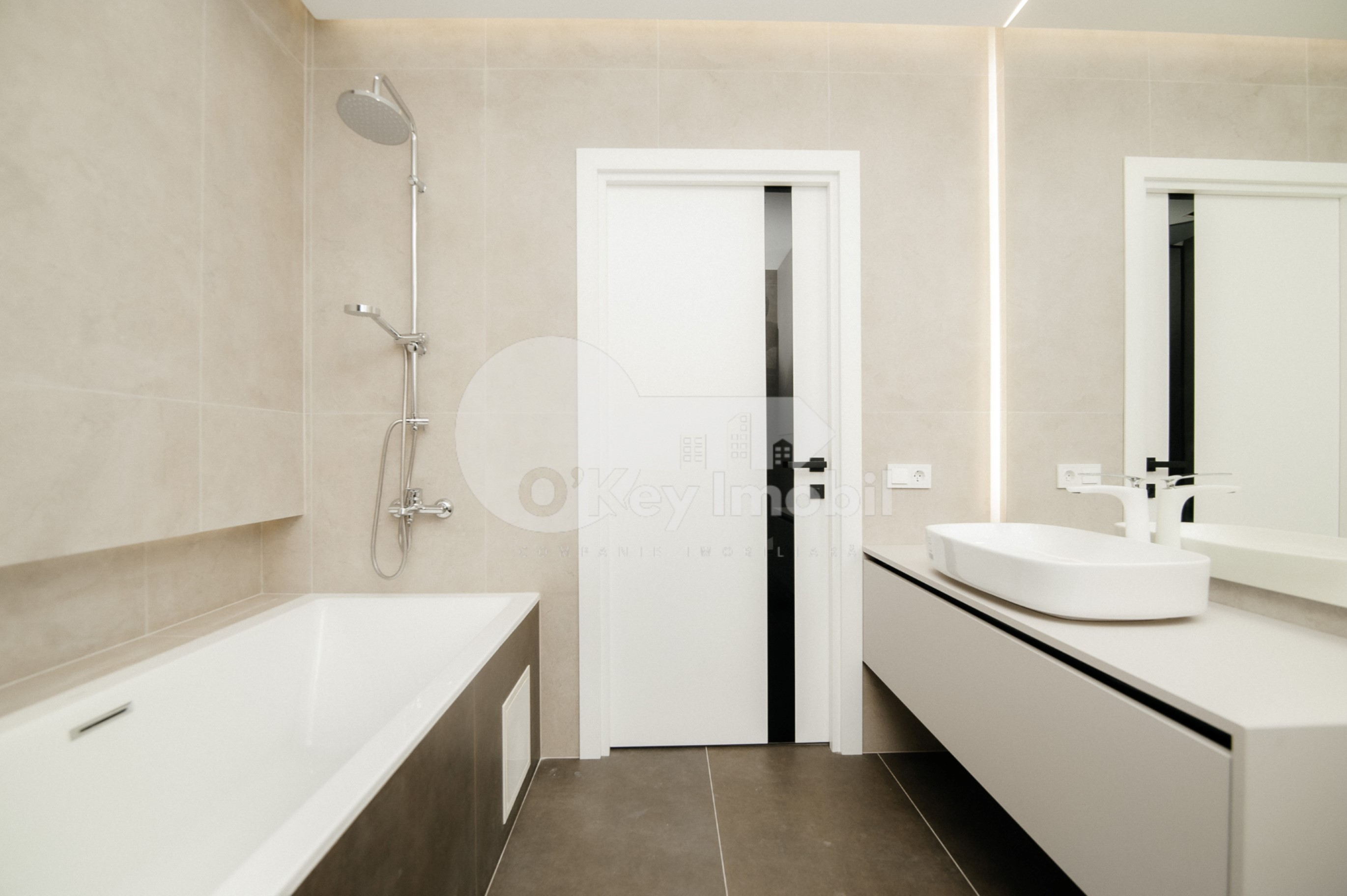 Apartament, Centru, LEV TOLSTOI