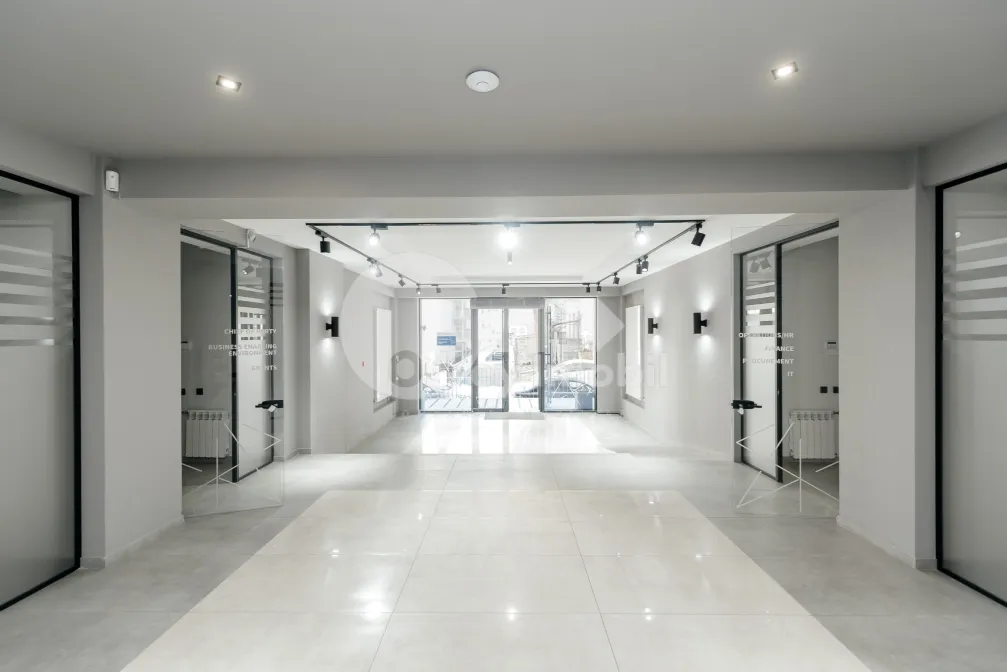 Комм. помещение, Центр, М. ВАРЛААМ