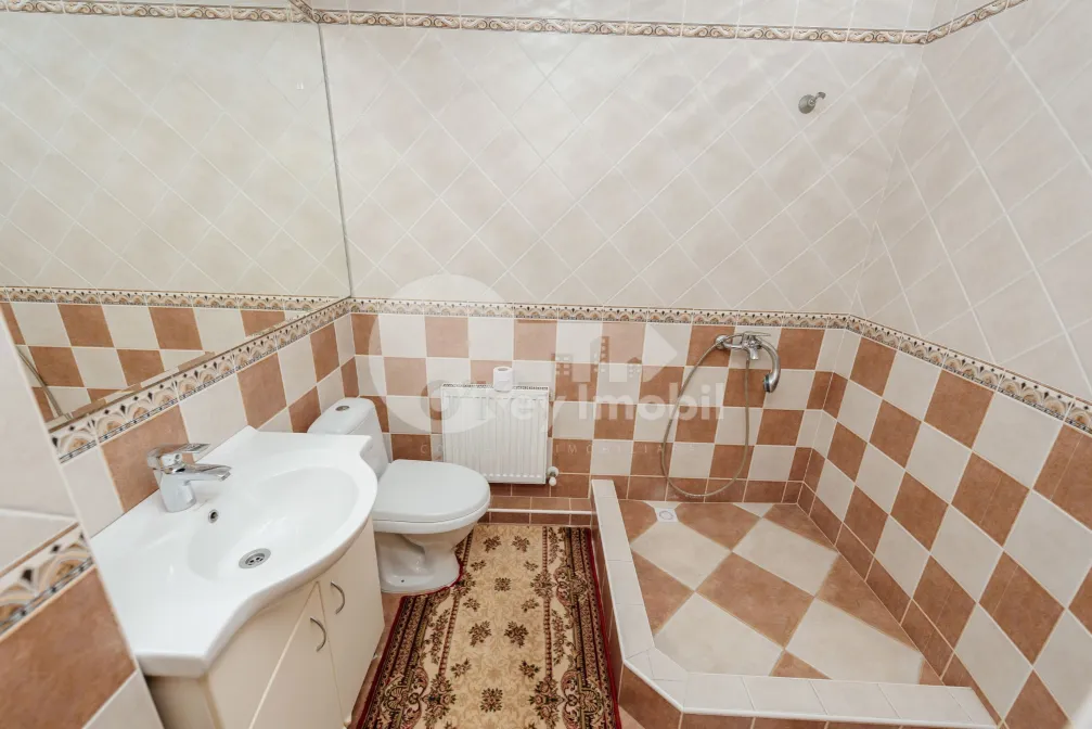 Дом, Центр, ДЫМБУЛУЙ