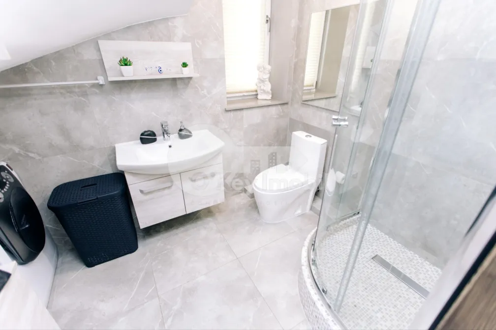 Таунхаус, Центр, АНТОН КРИХАН