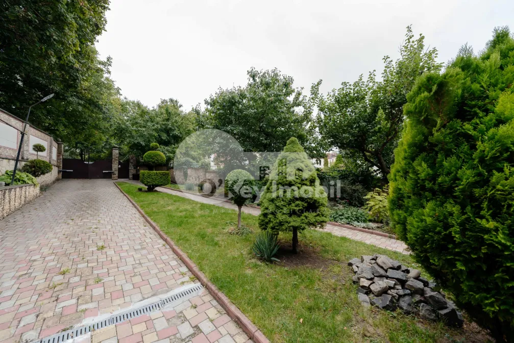 Дом, Центр, ДЫМБУЛУЙ